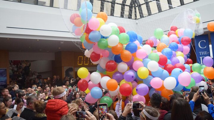 Balloons released during Noon Years Eve at Reading Public Museums